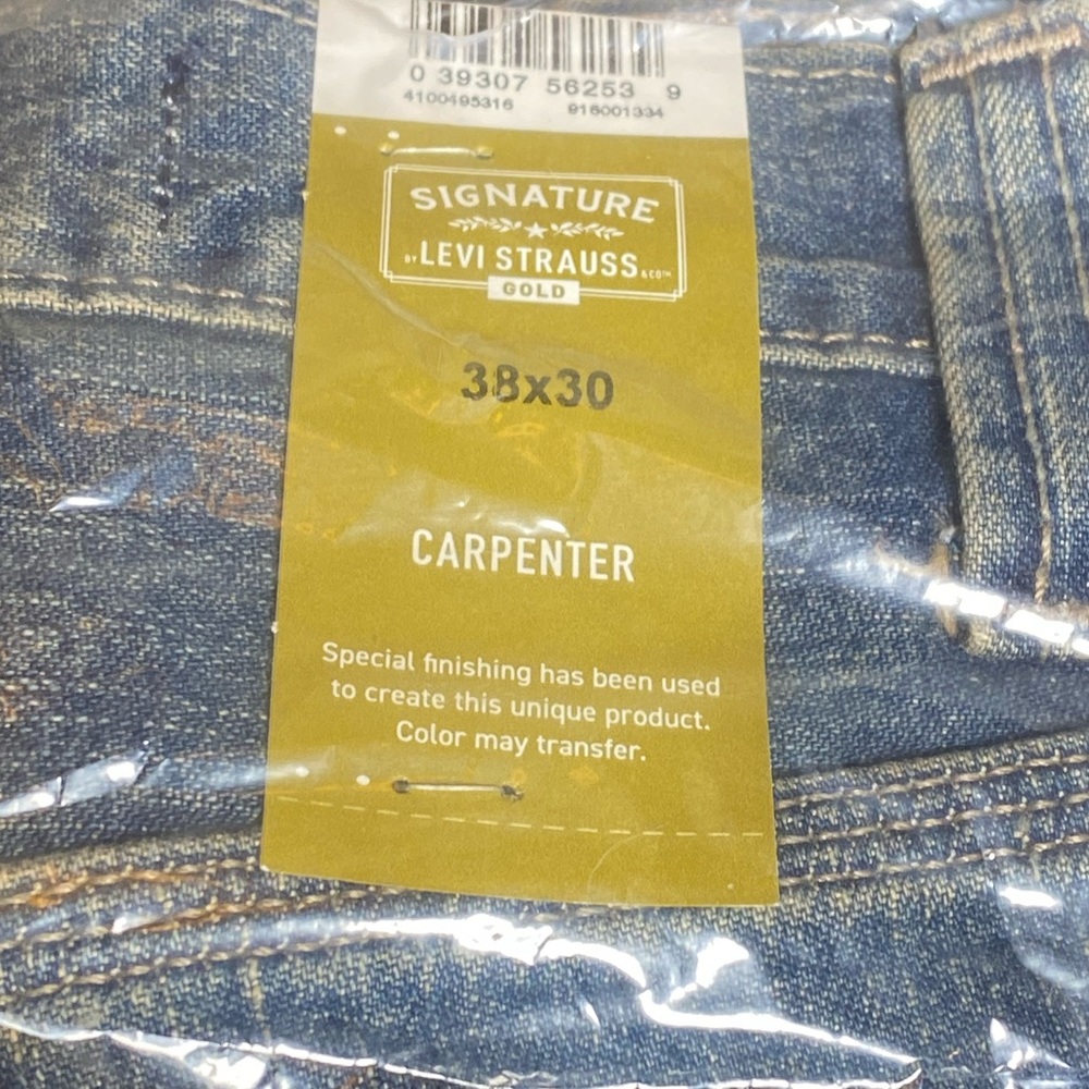 NWT - Levi Strauss Carpenter Jeans